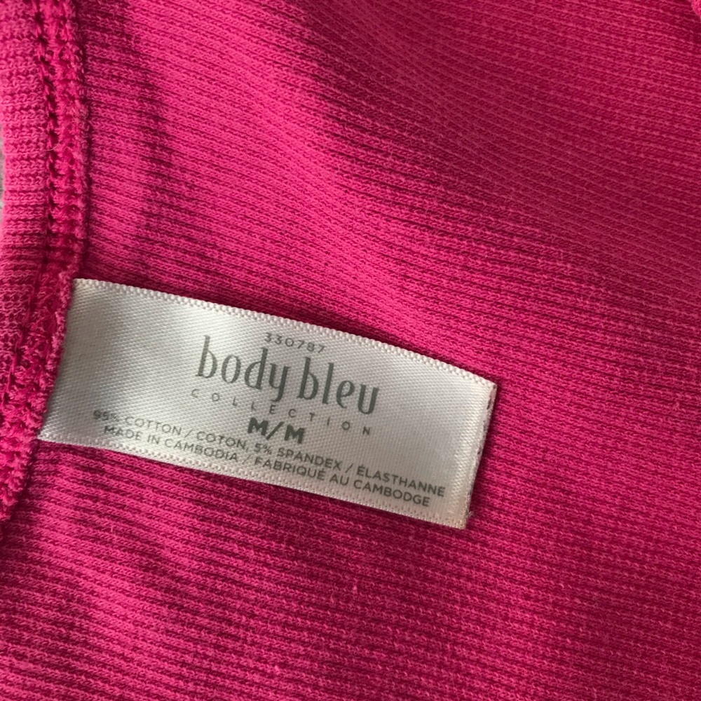 Cute Hot Pink Ribbed Tank - Picture 4 of 4